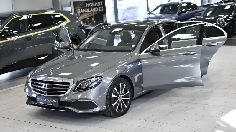 Mercedes-Benz E 400 Image 1