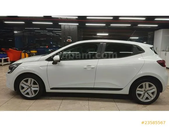 Renault Clio 1.0 TCe Joy Image 3